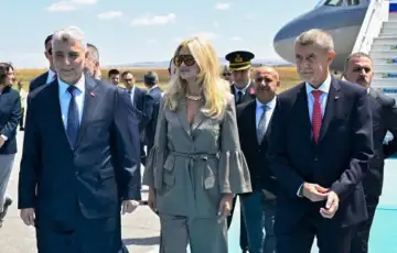 Ceski premijer Andrej Babis stigao na samit NATO a u Ankari