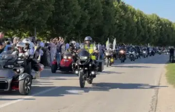Motociklisti potocari genocid u srebrenici