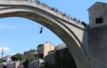 Mostar skok 872x587