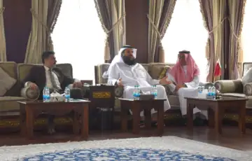 Katar ambasada knjiga zalosti za preminuolog katarskog emira     Khalifi al-Thanija