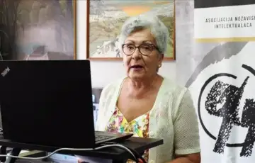 Azra zornic