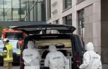 Njemacka stuttgart zena izbodena u trznom centru