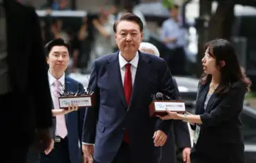Yoon Suk Yeola