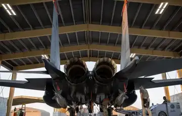 Americki avion se puni municijom