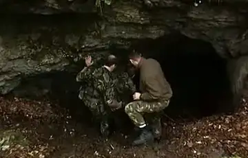 Bijeljina zlocin Pripadnici UN a i Armije Bi H otkrivaju grobnicu Laniste