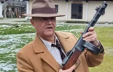 Emir Hadzihafizbegovic u filmu Lijepa vecer lijep dan