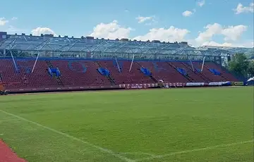 FK Borac Gradski stadion u Banjoj Luci Istočna tribina Gradskog stadiona u Banjoj Luci dobila krov