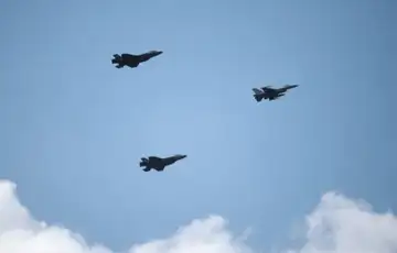 F 35