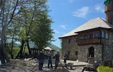 Bihać ripča dzamija / fena