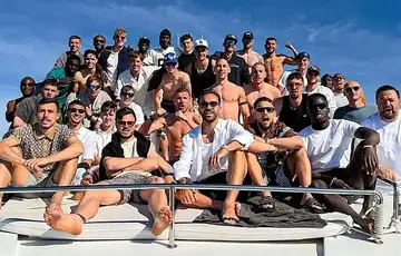 Schalke 04 dzeko ibiza