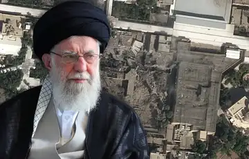 Iran Ali Khamenei 02