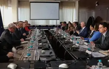 John Ginkel vlada delegacija