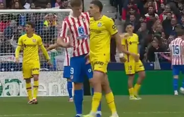 Abdel Abqar Alexander Sorloth  Marokanac dobio crveni karton jer je za medunozje uhvatio napadaca Atletica