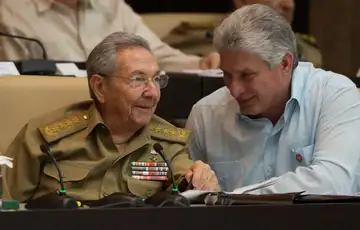 Miguel Diaz Canel i Raul Castro