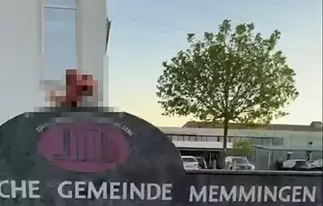 Njemačka džamija Oskrnavljena dzamija u Memmingen