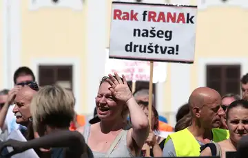 Pala odluka o kreditima u svajcarcima