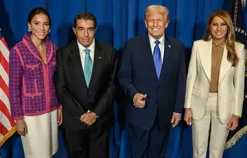 Paolo Zampolli i Donald Trump sa suprugama