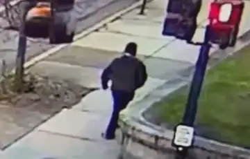 SAD PUCNJAVA 12 Dvoje ubijenih 9 ranjenih u napadu na Univerzitetu u SAD