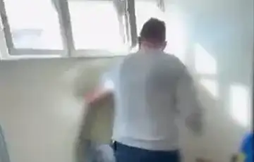 Uhapsen nastavnik koji je nasrnuo na troje ucenika u osnovnoj skoli u Sarajevu
