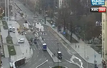 Uklonjeni satori ispred Skupstine Srbije nema vise Cacilend