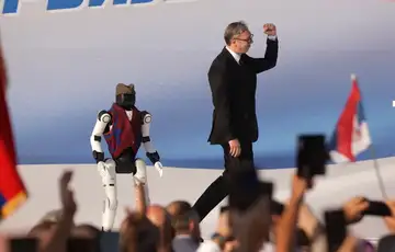 Aleksandar vucic miting