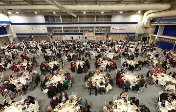 Iftar u Novom Sarajevu okupio vise od 800 gradana