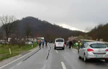 Nesrece u nekoliko minuta na m17 pet osoba povrijeeno 5jpg 1200