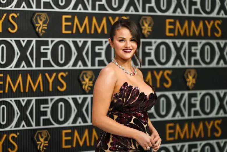 Selena gomez 1