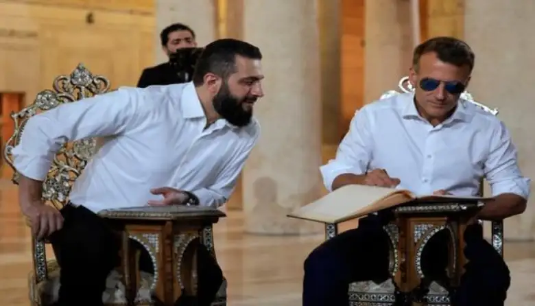 Emmanuel Macron Ahmed al Sharaa Sirija dzamija