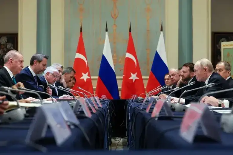 900 0 1781351090xturqi rusi 413