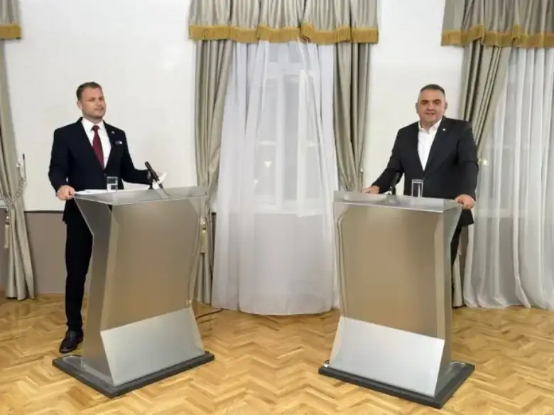 Stanivukovic i Minis