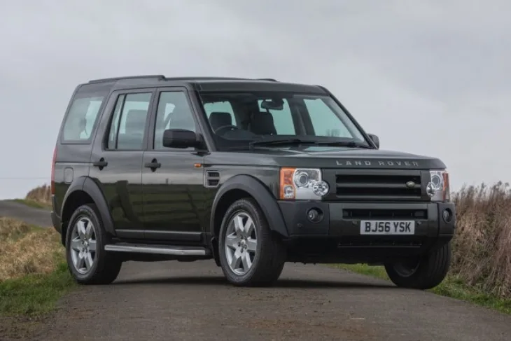 Land rover Profimedia
