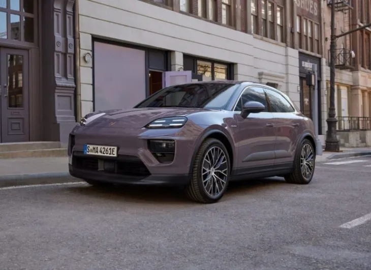 Porsche macan 2025 1 768x559