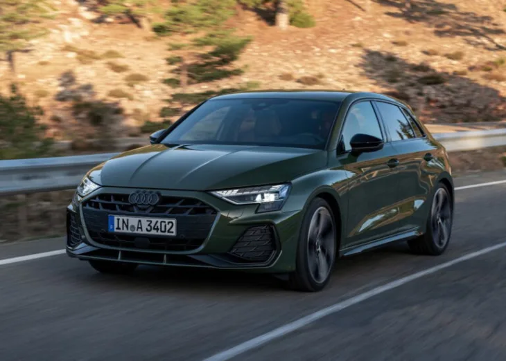 Audi A3 Sportback 2025 768x549