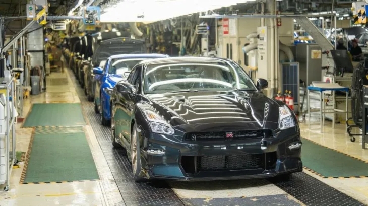 Nissan gtr