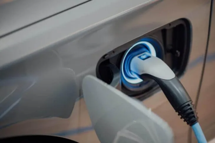 Elektricno vozilo punjenje
