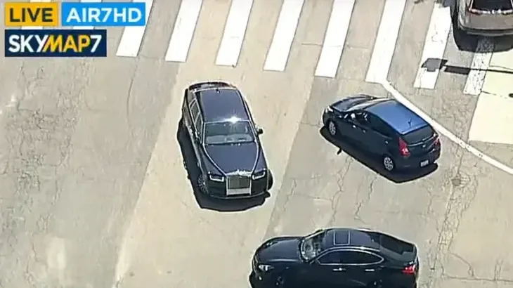 Auto bjezanje pol