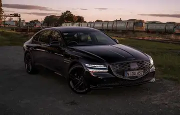 Genesis G80 Black