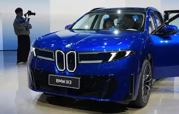 bmw i1