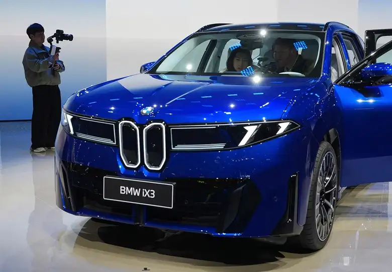 bmw i1