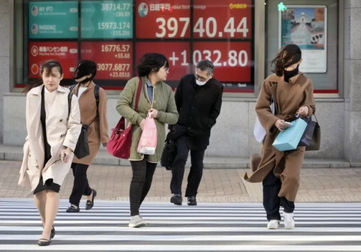 Japan gradjani 872x610 EPA
