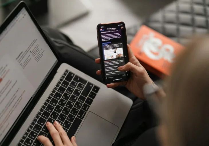 Mobitel laptop scaled 872x610