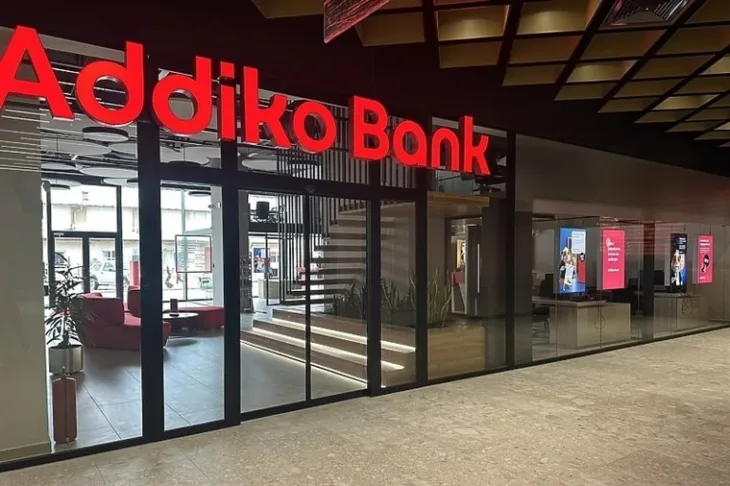 Addiko bank 760 520 p C 90