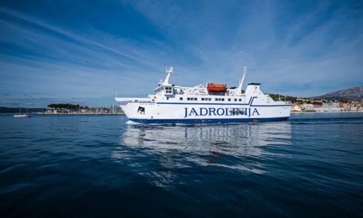 Trajekt jadrolinija