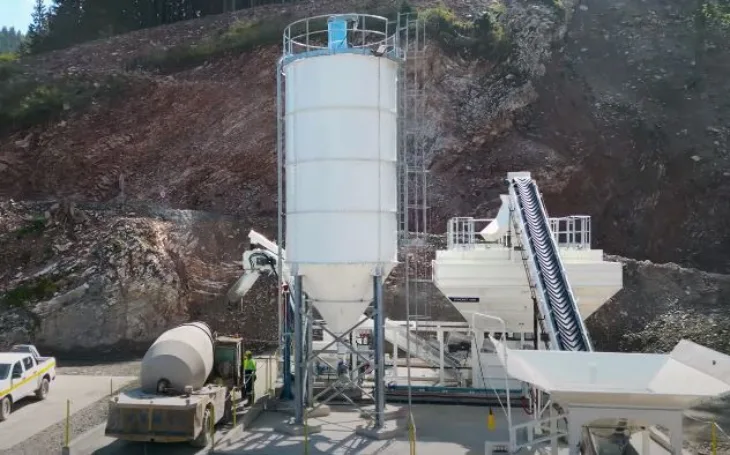 Adriatic Metals  Vares srebro 760 520 p C 90