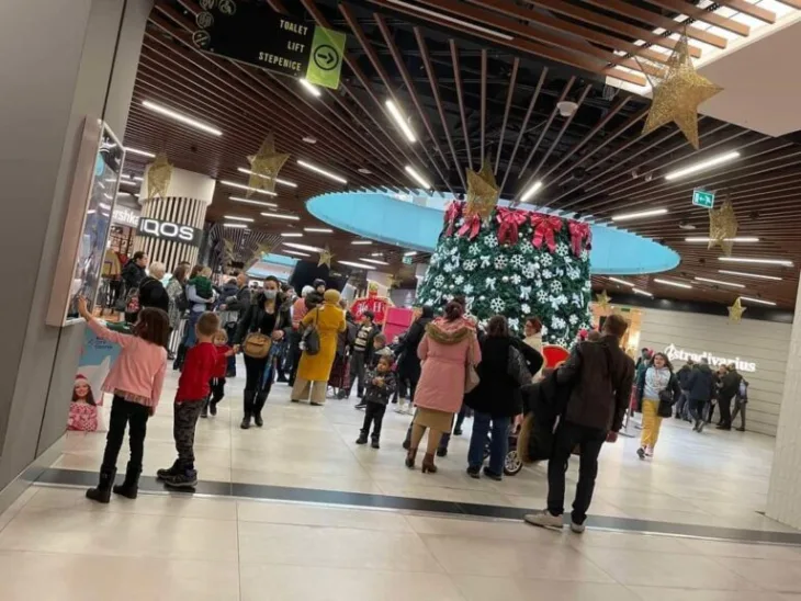 Bingo Velike guzve u sarajevskim trznim centrima pred prvu neradnu nedjelju