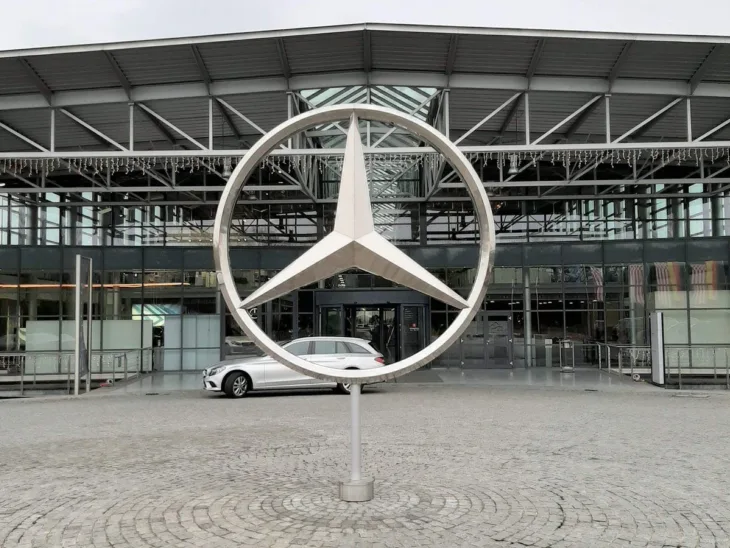 Mercedes