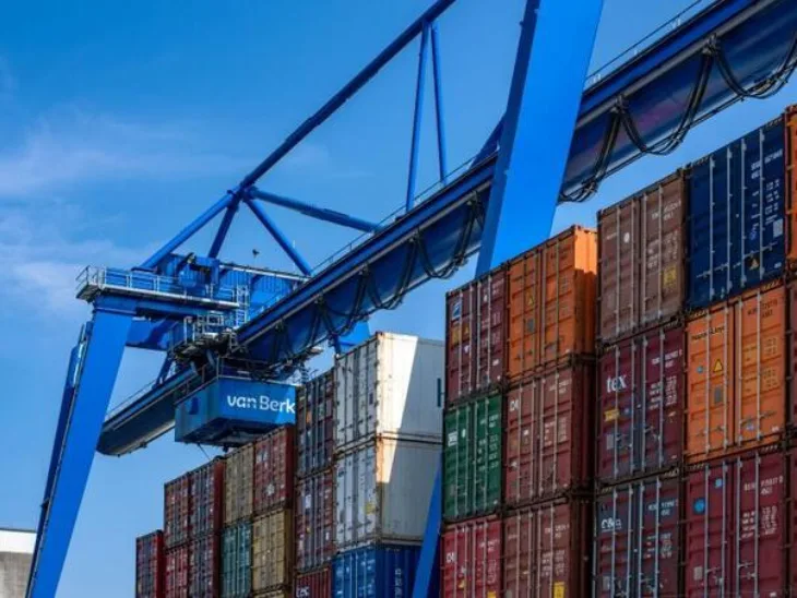 Ekonomija izvoz uvoz