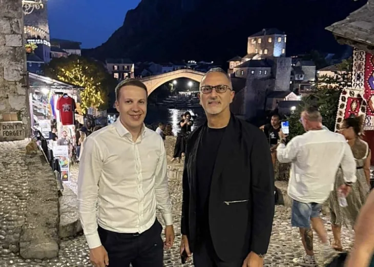 Kamal Al Mana (desno) u društvu sa Halidom Skakom, suvlasnikom HMS investicionog fonda