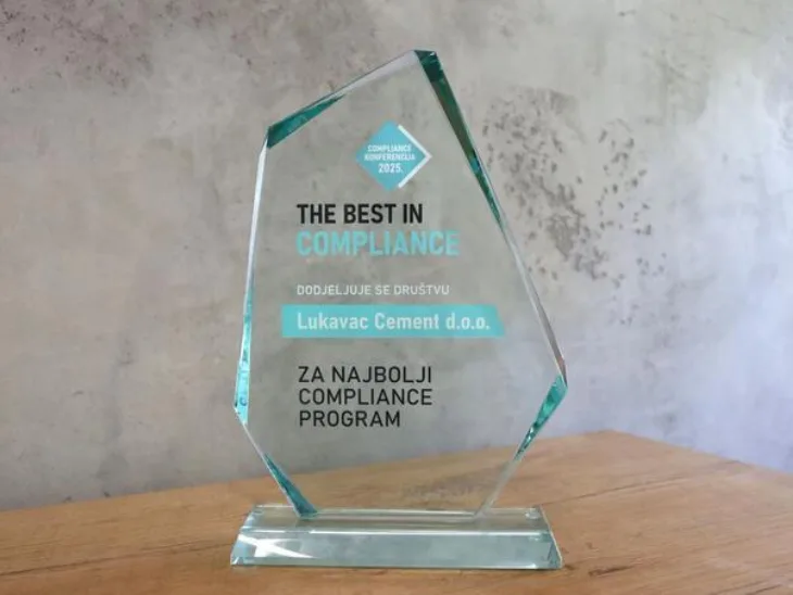 Lukavac cenent